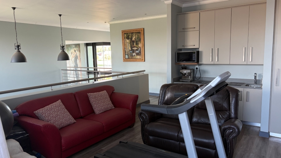 4 Bedroom Property for Sale in Grimbeeck Park North West